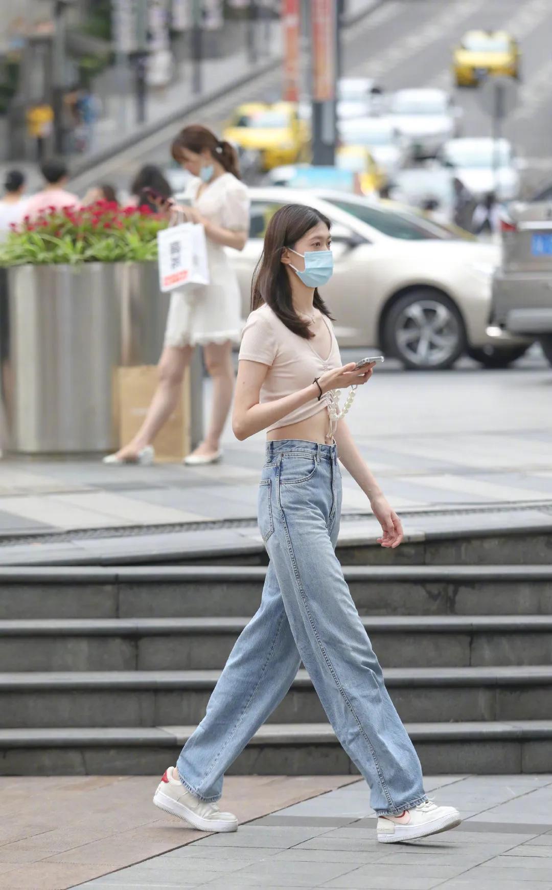 重庆演员独白，重庆之城的情感演绎